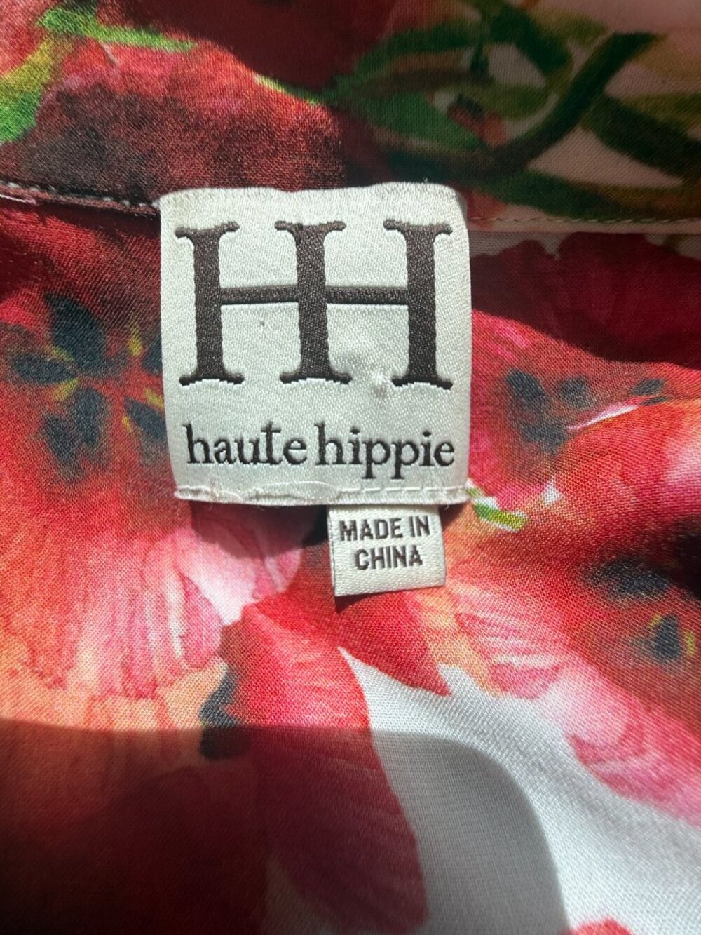 Gorgeous Haute Hippie White Blouse with Red, Pink, Orange Poppy Print, Small - Picture 8 of 9